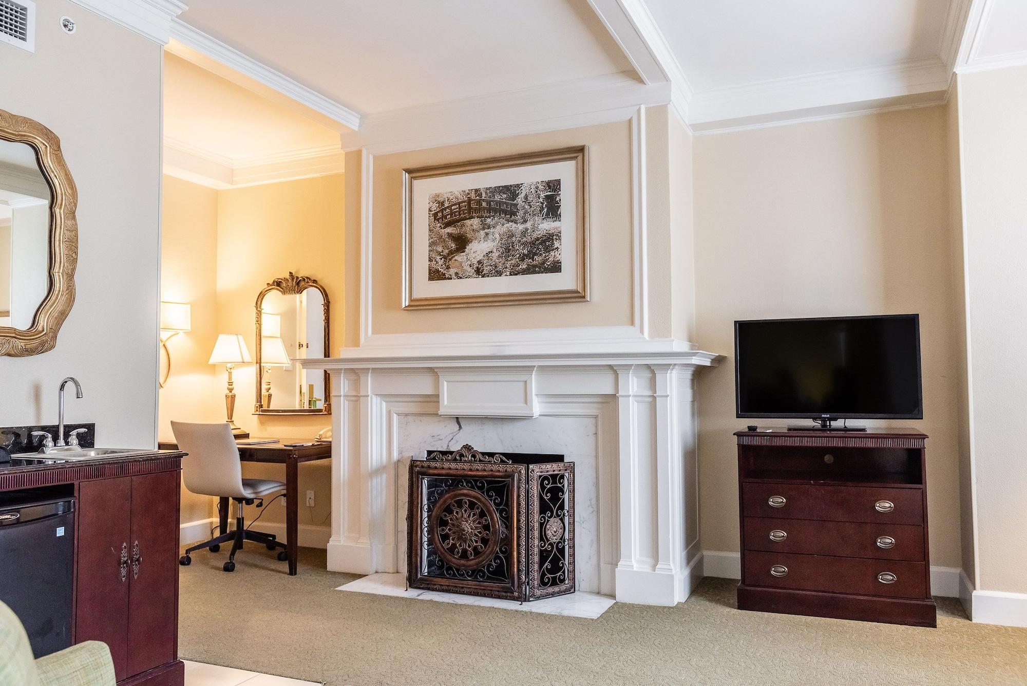 Hampton Inn & Suites Birmingham-Downtown-Tutwiler Esterno foto