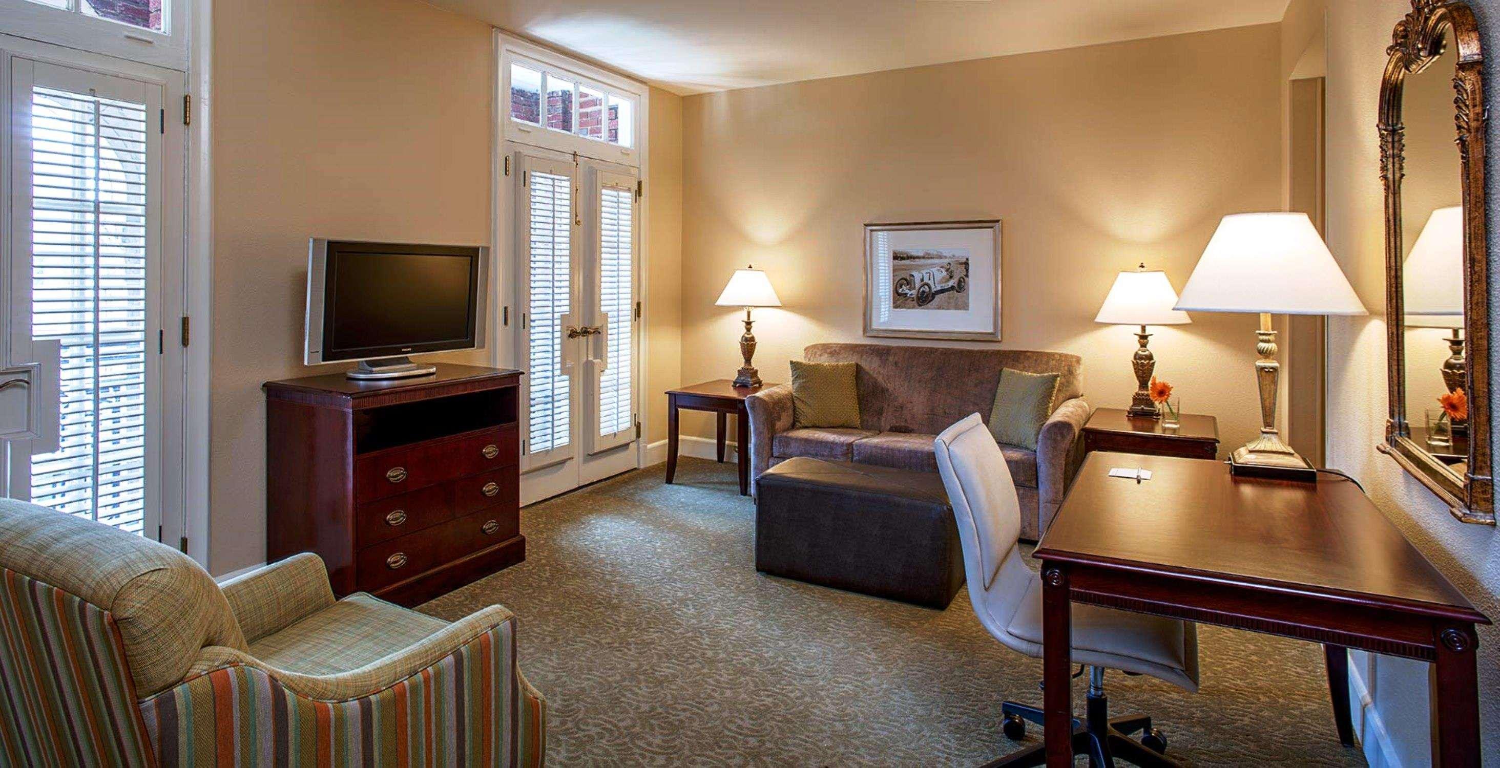 Hampton Inn & Suites Birmingham-Downtown-Tutwiler Esterno foto