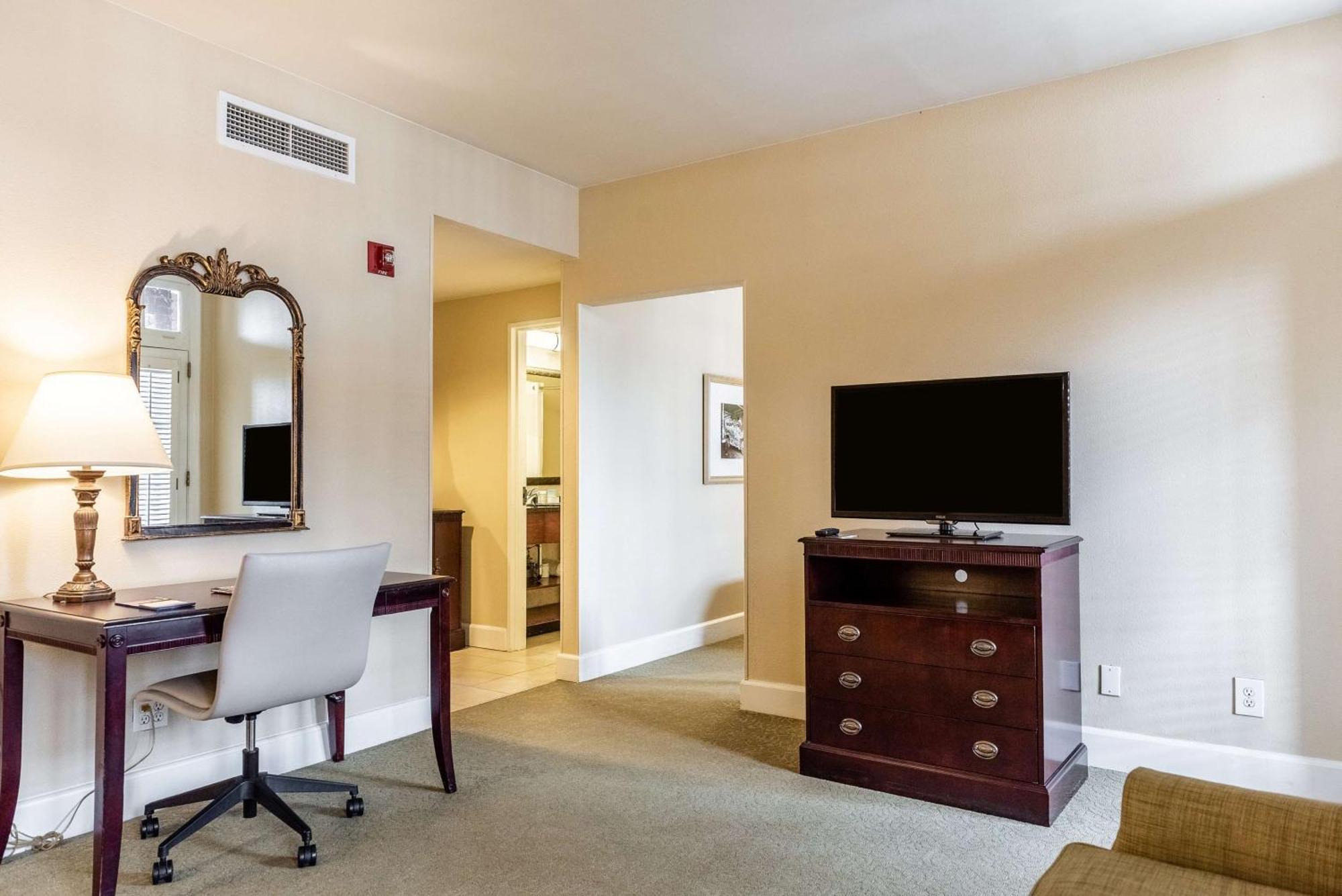 Hampton Inn & Suites Birmingham-Downtown-Tutwiler Esterno foto