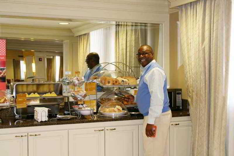 Hampton Inn & Suites Birmingham-Downtown-Tutwiler Ristorante foto